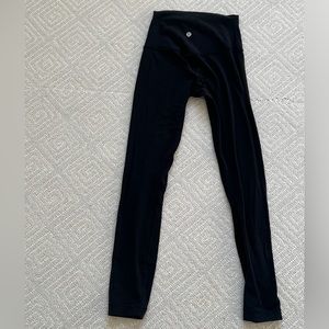 Used like new lily lemon black leggings. Size 2. Fit really nicely!!!